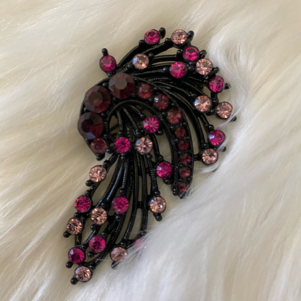 Vintage pin